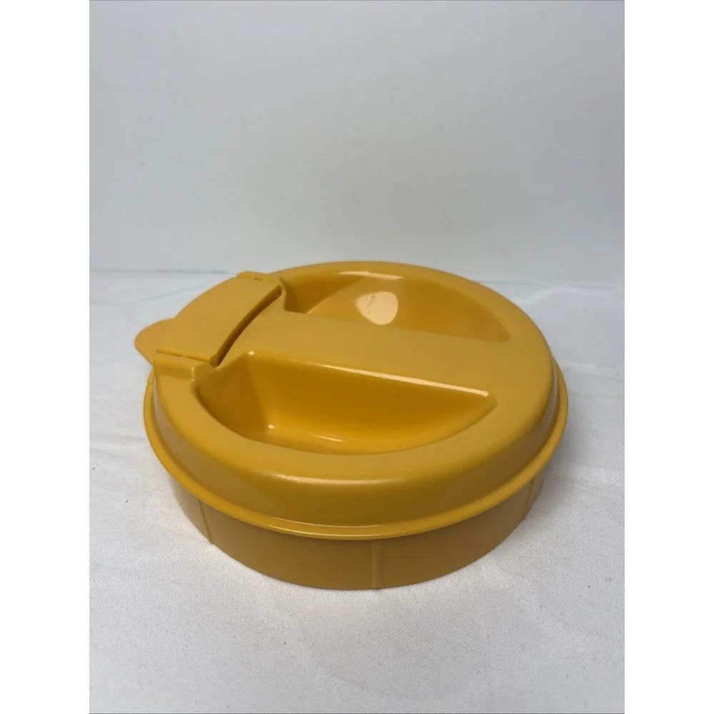 Mr Coffee Iced Tea Maker Model TM3 TM3.5 Replacement 3-Qt Pitcher Yellow Lid
